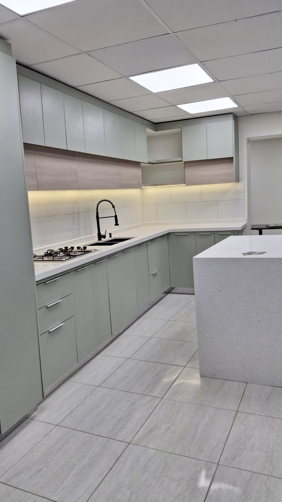 Showroom cocina local Muebles Imperio.